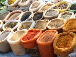 Pieczona polenta z grzybami i gorgonzolą
