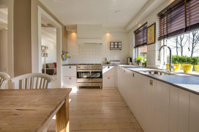 clickerhappy-kitchen-2165756_1280